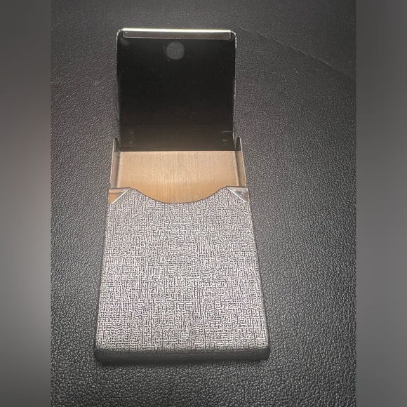 Magnetic Business Card Holder - Grey - Picture 3 of 4